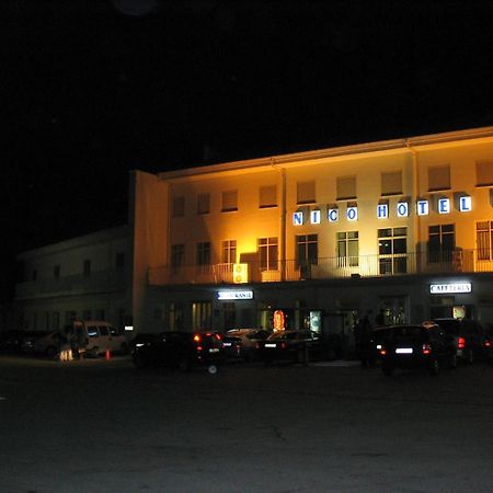 Hotel Nico Медінаселі Екстер'єр фото