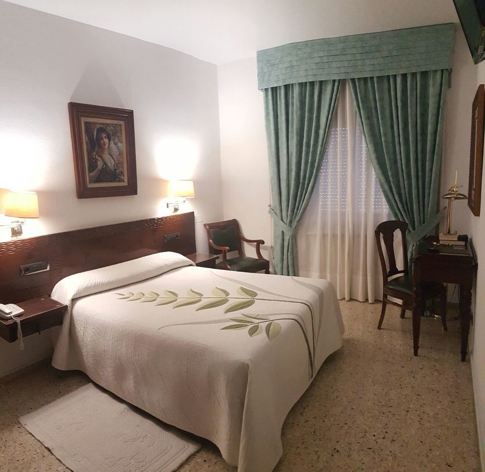 Hotel Nico Медінаселі Екстер'єр фото